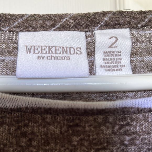 Chico's Weekends Size 2 - Picture 2 of 4